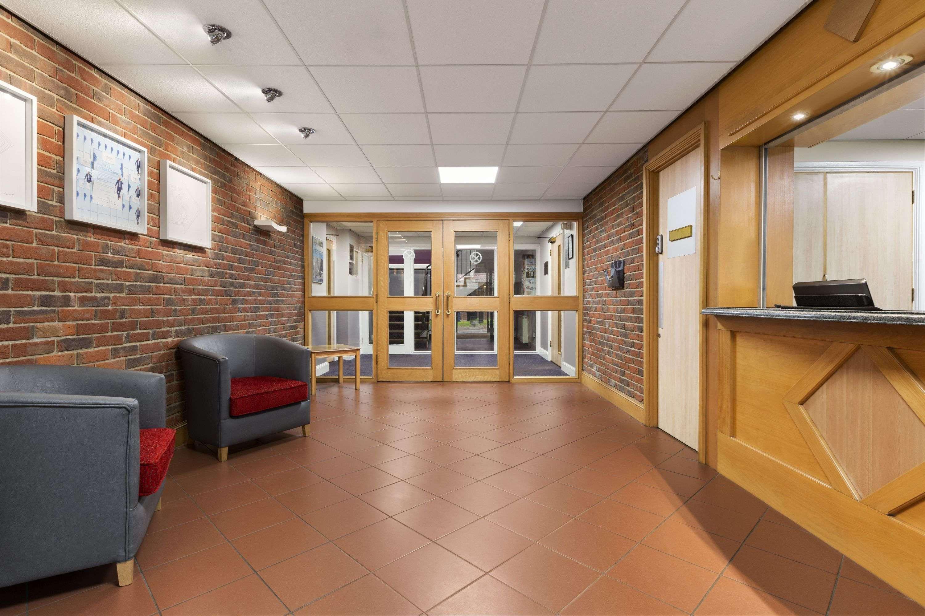 Days Inn Maidstone Eksteriør bilde