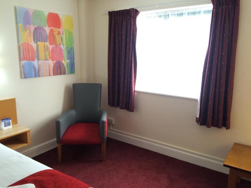Days Inn Maidstone Eksteriør bilde